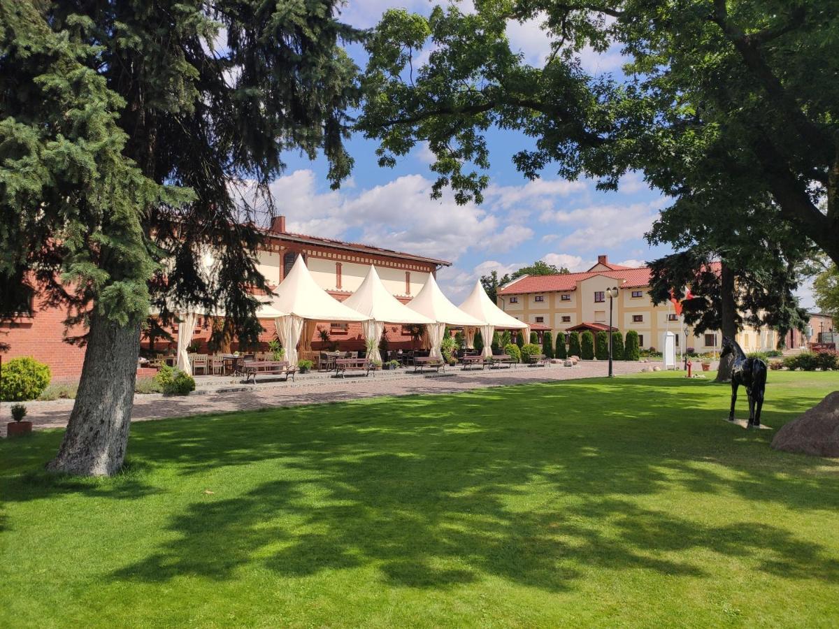 Hotel Sandro Silver & Spichlerz Antoniny Leszno  Eksteriør billede