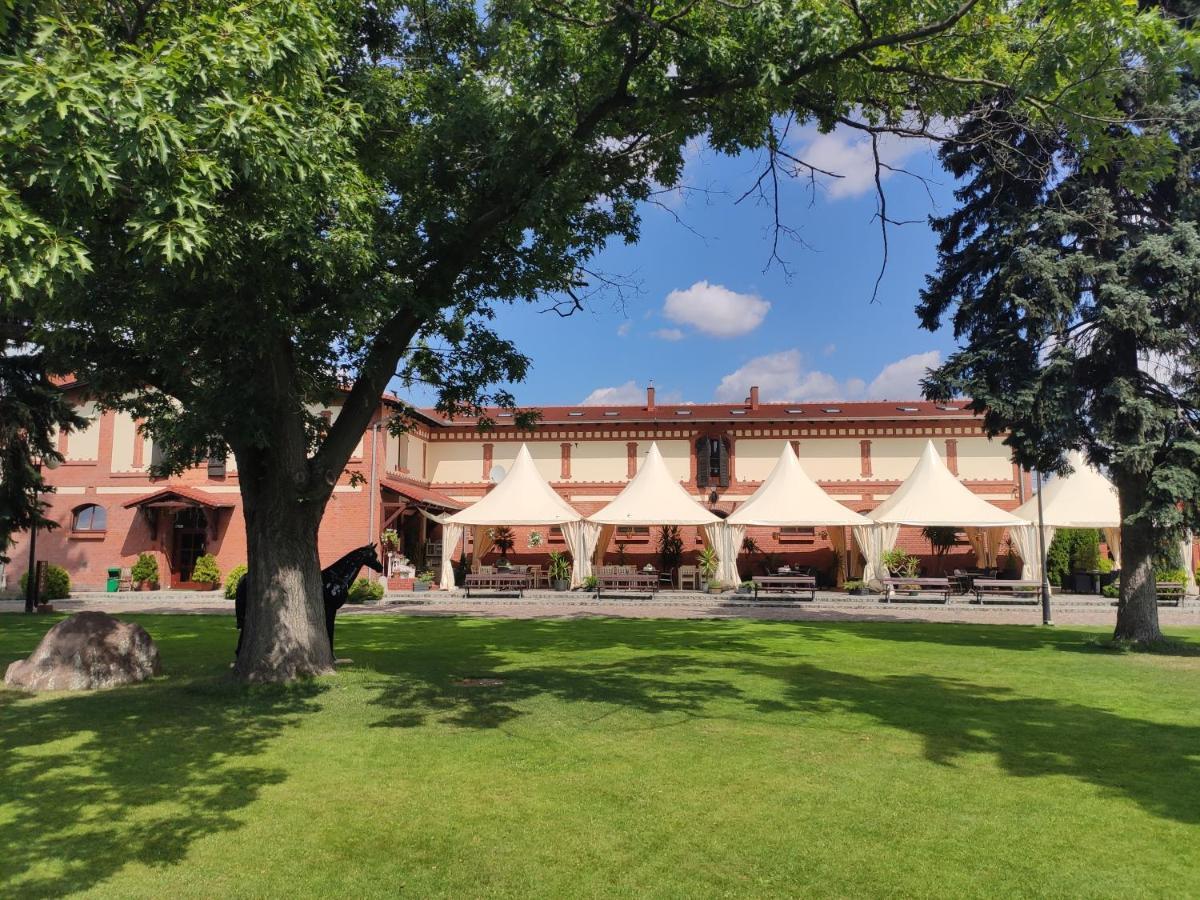 Hotel Sandro Silver & Spichlerz Antoniny Leszno  Eksteriør billede