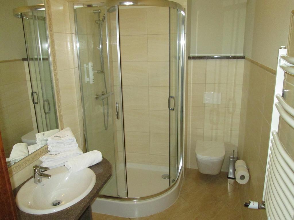 Hotel Sandro Silver & Spichlerz Antoniny Leszno  Værelse billede