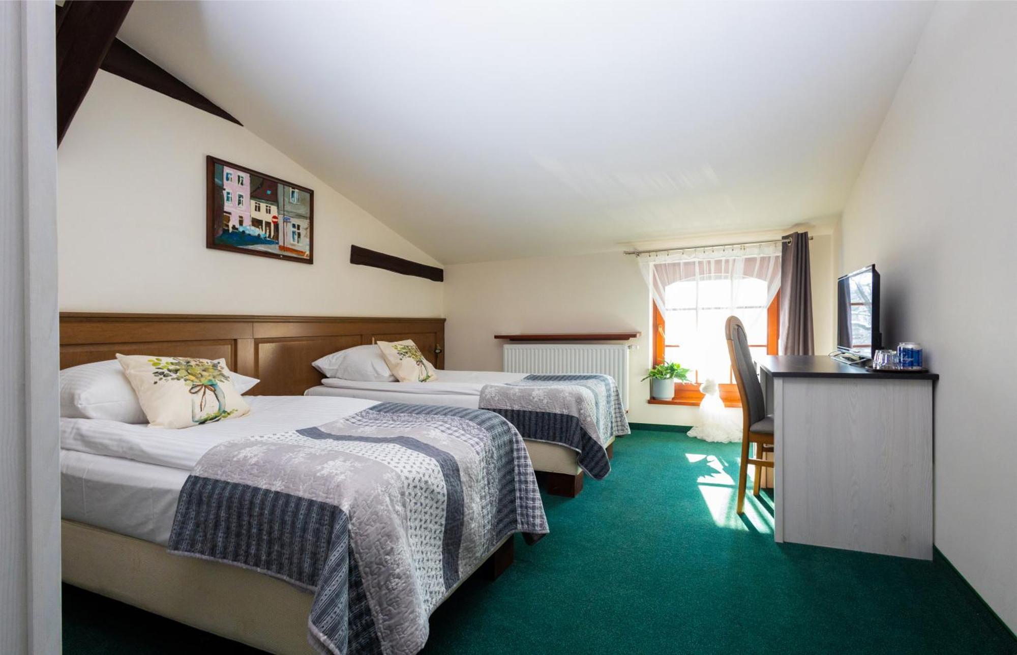 Hotel Sandro Silver & Spichlerz Antoniny Leszno  Eksteriør billede