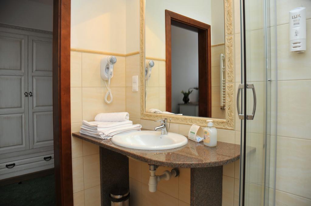 Hotel Sandro Silver & Spichlerz Antoniny Leszno  Værelse billede
