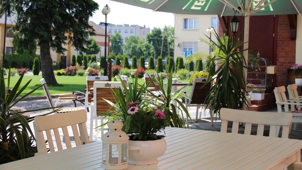 Hotel Sandro Silver & Spichlerz Antoniny Leszno  Eksteriør billede